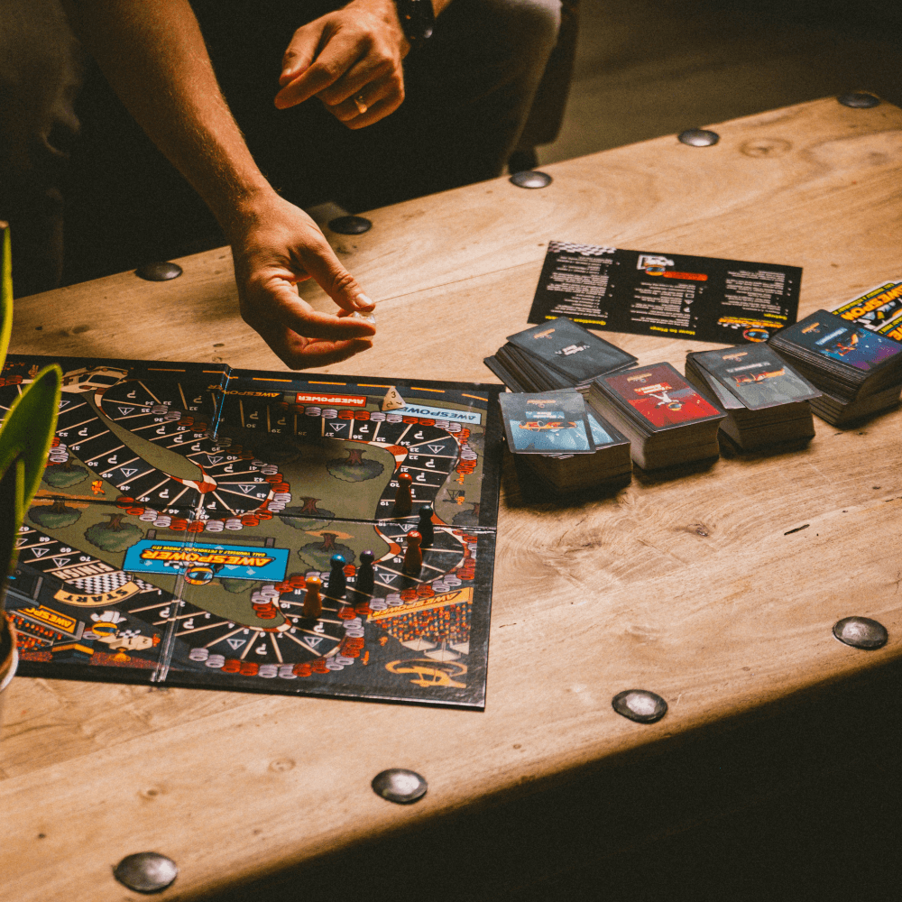 AWESPOWER - The motorsport board game for petrolheads. 