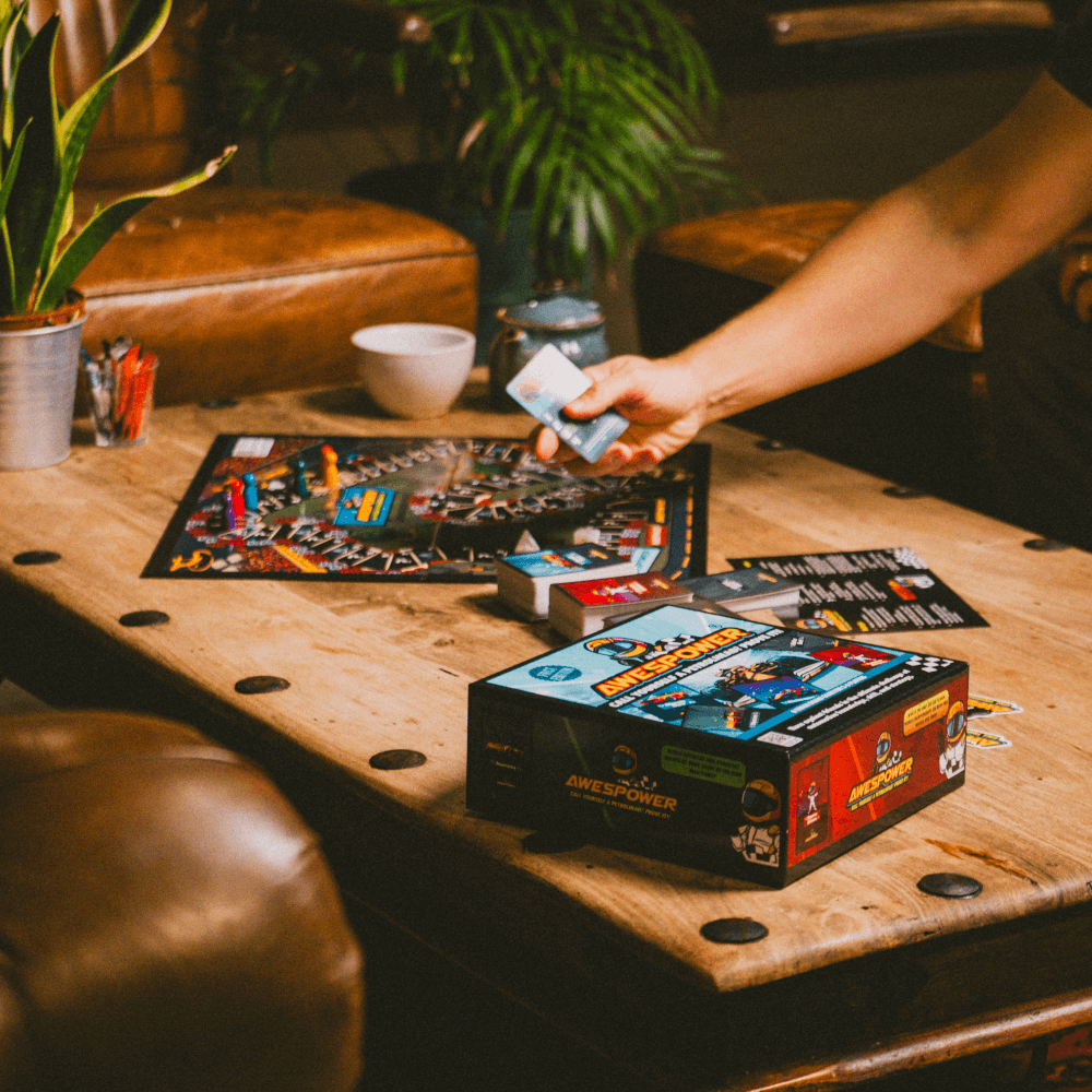 AWESPOWER - The motorsport board game for petrolheads. 